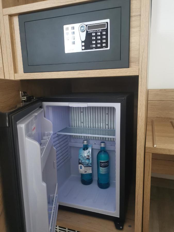 Hotel Gruener Baum Mit Restaurant & Wellness Oberzent Ngoại thất bức ảnh